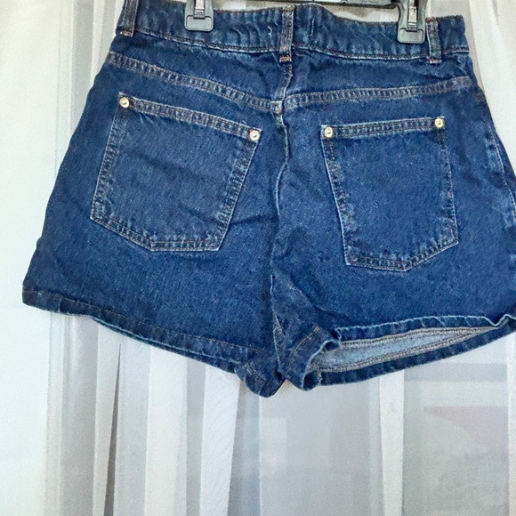 Gianni Bini - Dark Denim High Rise Skort - Picture 2 of 6